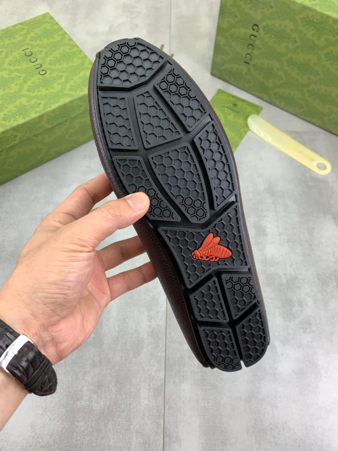 Men's men's shoes💰P360💰[New style]🆘[GUCCI] New classic beanie shoes; Hong Kong original top quality, exquisite craftsmanship, top quality💪🏼High-end boutique men's beanie shoes, British fashion style 🎈The upper is made of Italian imported calfskin🔥, comfortable and breathable, fully imported soft pigskin lining, lazy slip-on Loaf style This fabric is made of 🇮🇹🎈, which is suitable for drivers to drive, and the original non-slip and wear-resistant rubber outsole 🎈Number of codes: 38-45 Multi-color 🉑️ to choose from